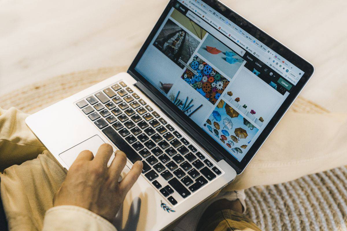 Wix vs Squarespace vs a Web Designer: Which Is Right for Your Business?
